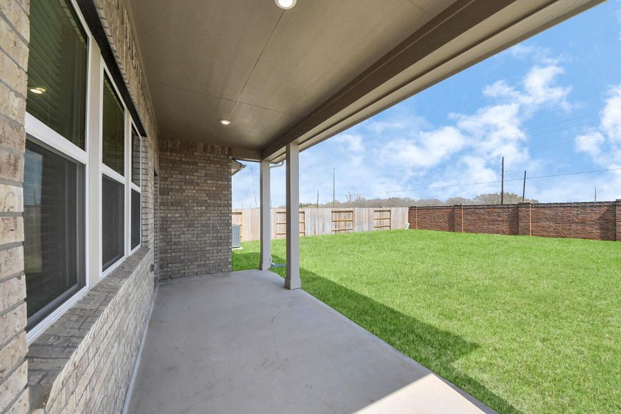 Image 24 of a home in Sunterra: Landmark Collection.