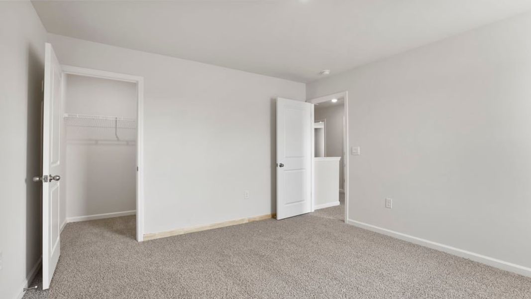 Spacious, unfurnished interior of a new home in Durbin Meadows Traditions, Fountain Inn (Image 27).