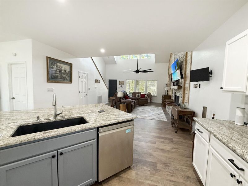 Furnished interior view inside a new home in , Brookeland (Image 28).