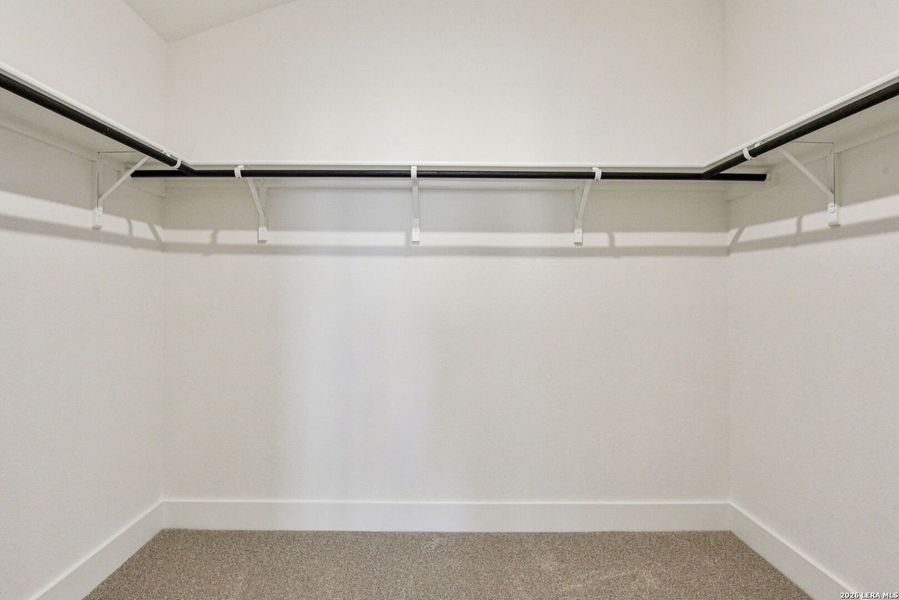 Spacious, unfurnished interior of a new home in Lark Canyon, New Braunfels (Image 40).