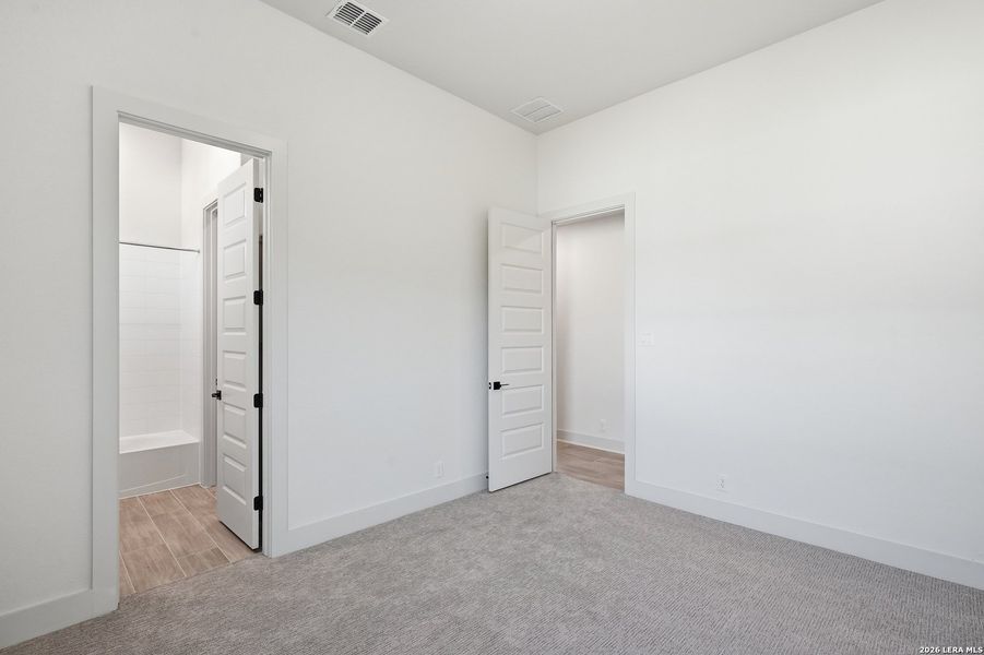 Spacious, unfurnished interior of a new home in Heimer Estates at Garden Ridge, San Antonio (Image 47).