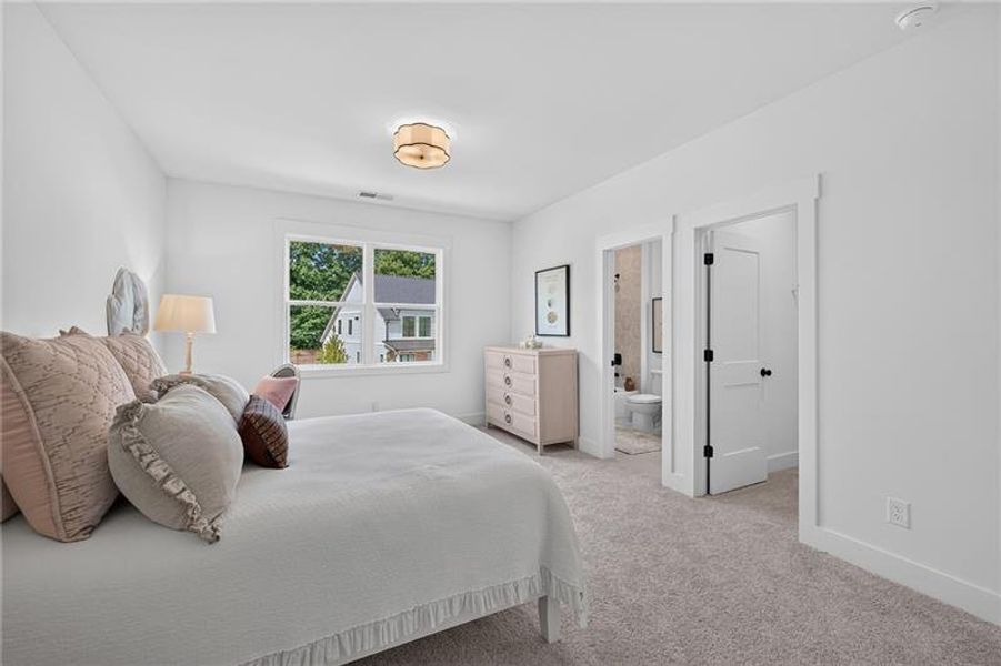 Furnished interior view inside a new home in Livingstone Park, Kennesaw (Image 24).