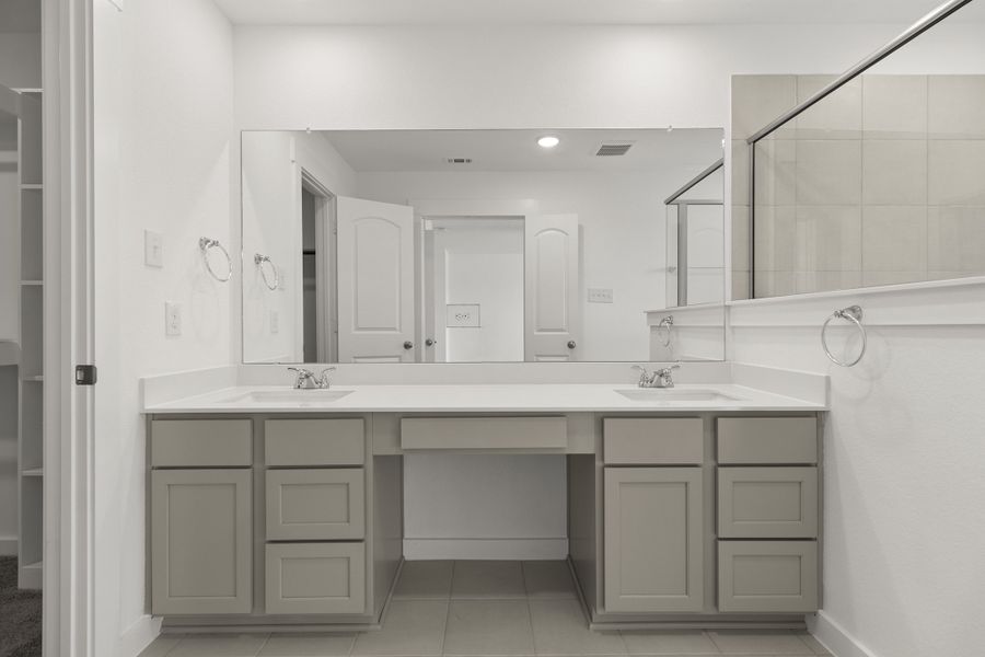 2227 Seven Oaks Boulevard - Bldg 10