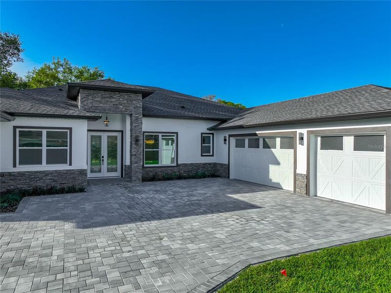 Exterior details and patio area of a home in , Orlando (Image 28). Exterior details and patio area of a home in , Orlando (Image 28).