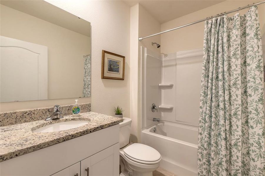 Furnished interior view inside a new home in Fountain View, Ormond Beach (Image 15).