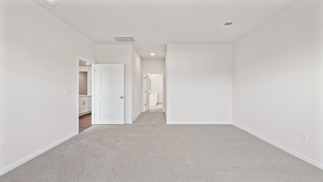Spacious, unfurnished interior of a new home in Hunters Ridge, Woodruff (Image 22). Spacious, unfurnished interior of a new home in Hunters Ridge, Woodruff (Image 22).