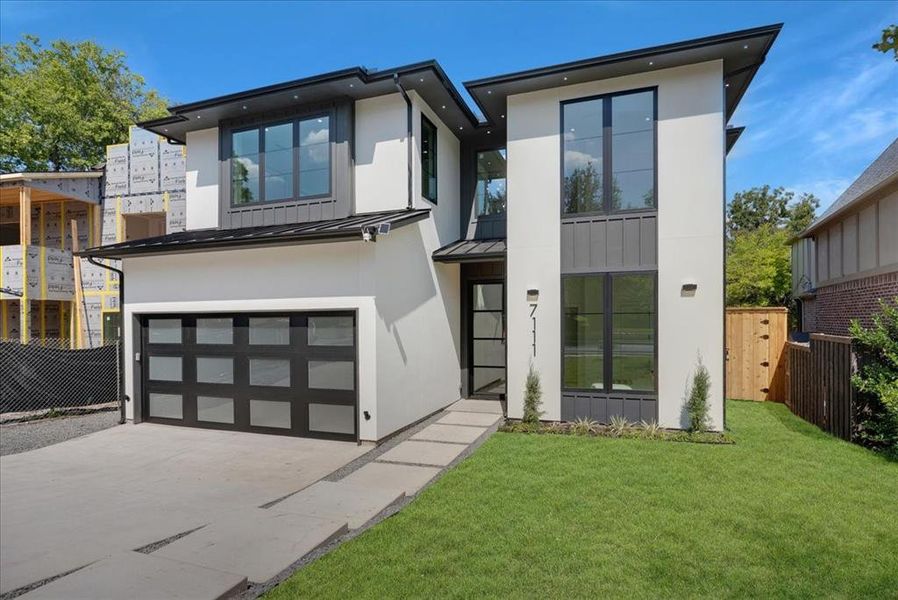 Front exterior of a new home in , Dallas, TX, highlighting curb appeal (Image 1). Front exterior of a new home in , Dallas, TX, highlighting curb appeal (Image 1).