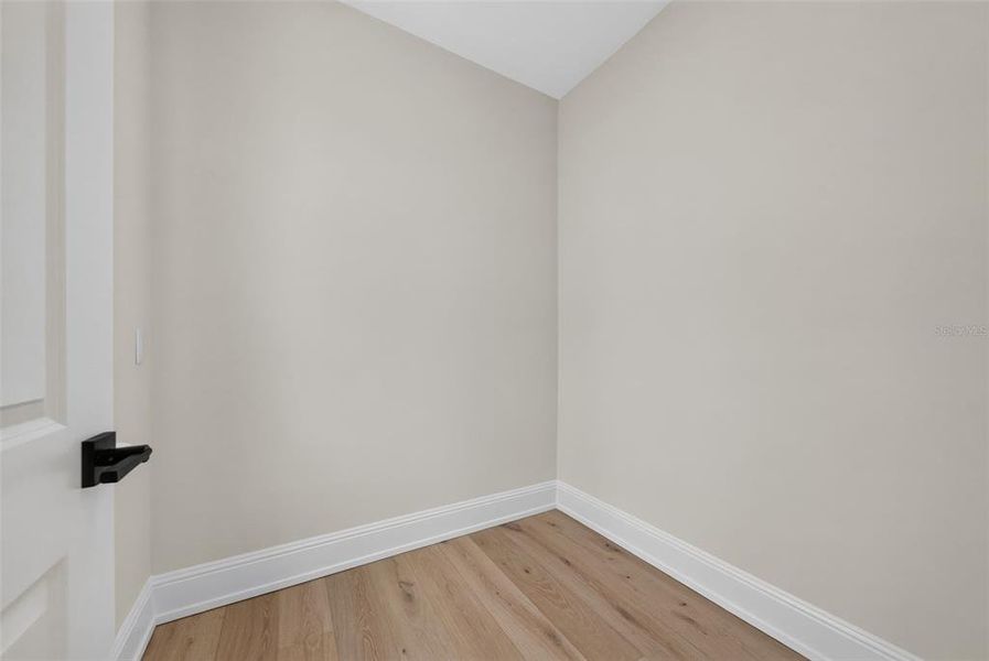 Spacious, unfurnished interior of a new home in , Sarasota (Image 58). Spacious, unfurnished interior of a new home in , Sarasota (Image 58).