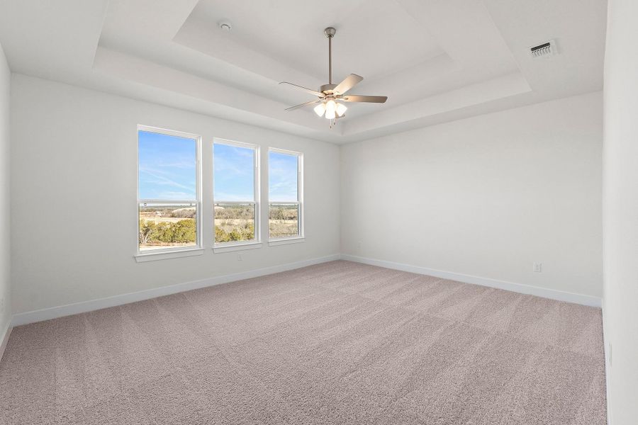 Spacious, unfurnished interior of a new home in Lariat, Liberty Hill (Image 34).
