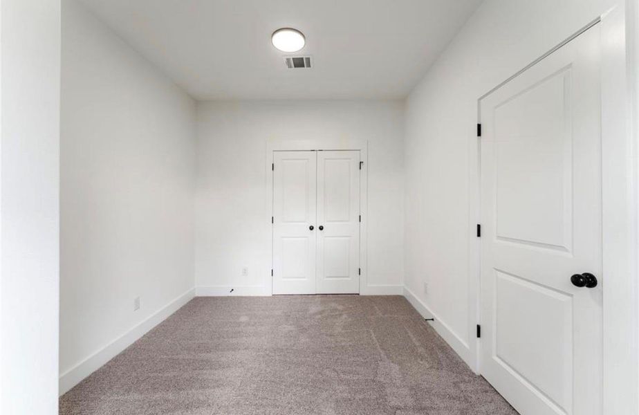 Spacious, unfurnished interior of a new home in , Beasley (Image 11).
