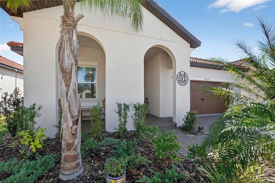 Exterior details and patio area of a home in Southshore Bay Active Adult, Wimauma (Image 30).