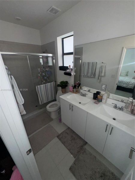 Furnished interior view inside a new home in , Homestead (Image 7).
