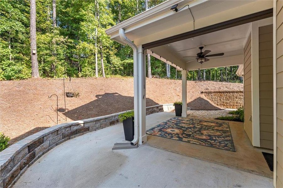 Exterior details and patio area of a home in , Villa Rica (Image 4).