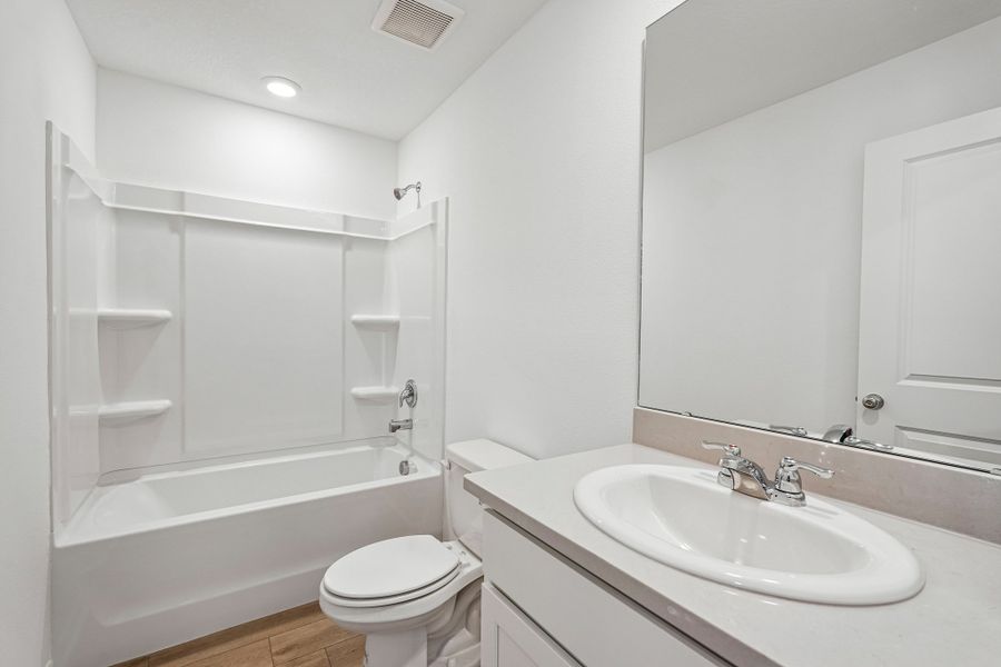 Furnished interior view inside a new home in The Towns at Tiburon, Nokomis (Image 8).
