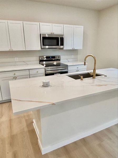 Furnished interior view inside a new home in , Denison (Image 5).