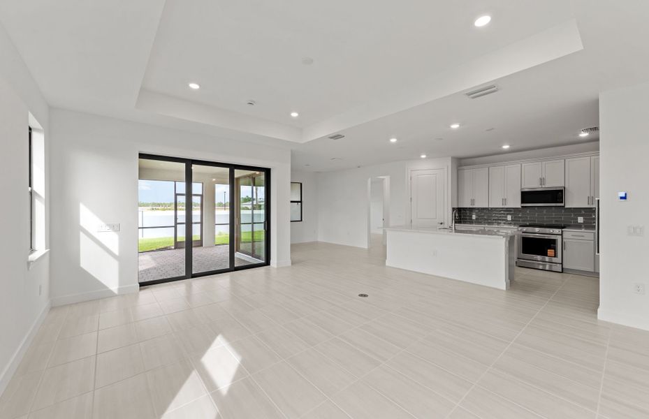 Spacious, unfurnished interior of a new home in Arbor Oaks, North Port (Image 15).