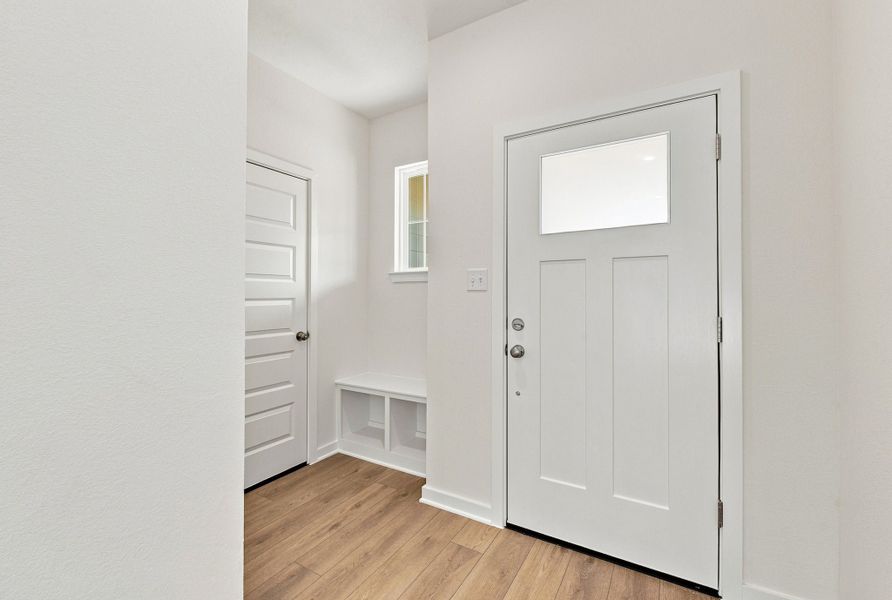 Spacious, unfurnished interior of a new home in Heartland at Creek Meadows, College Station (Image 6). Spacious, unfurnished interior of a new home in Heartland at Creek Meadows, College Station (Image 6).