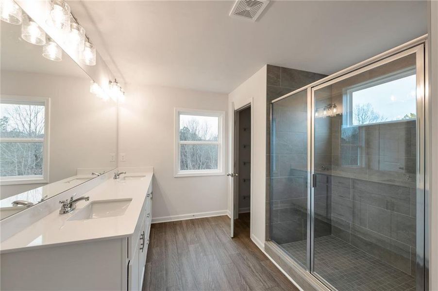 Furnished interior view inside a new home in , Calhoun (Image 10).