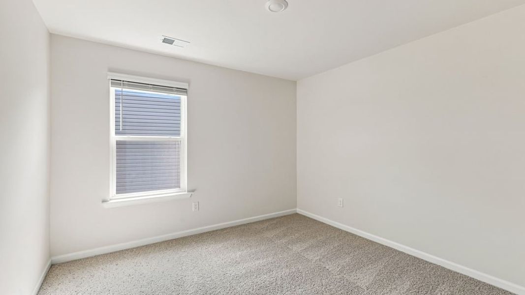 Spacious, unfurnished interior of a new home in Harrier Point, Woodruff (Image 34).