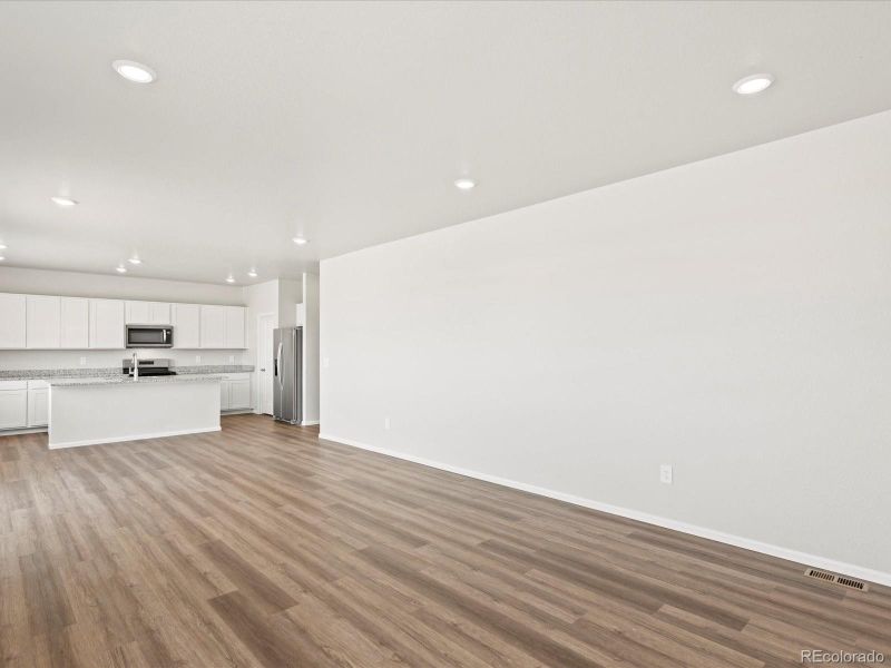 Spacious, unfurnished interior of a new home in Westgate, Greeley (Image 23).