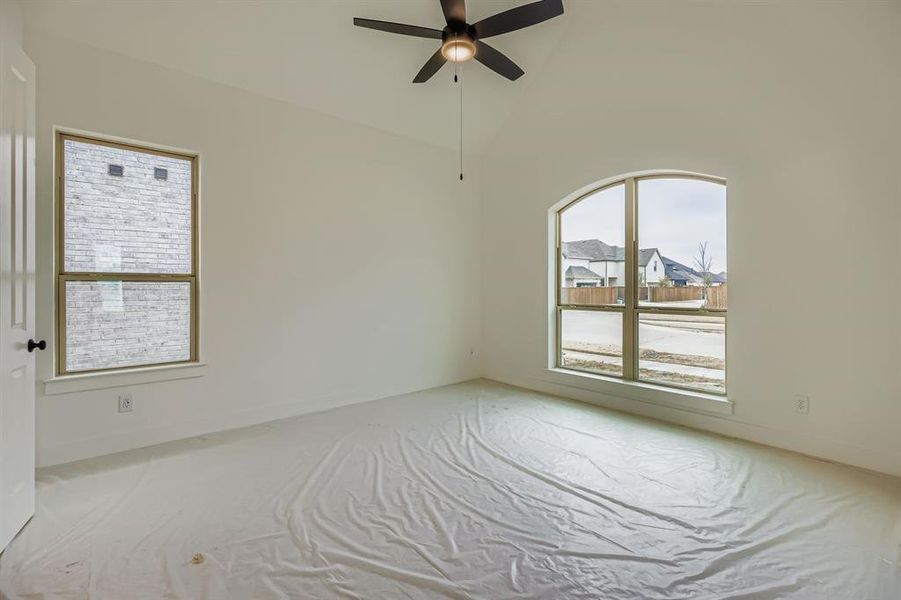 Spacious, unfurnished interior of a new home in Mosaic 40s, Celina (Image 19).