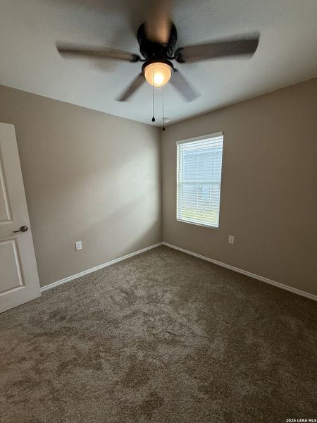 Spacious, unfurnished interior of a new home in Mission del Lago, San Antonio (Image 15).