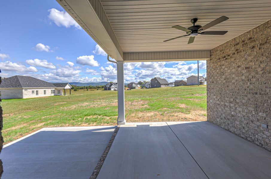 Exterior details and patio area of a home in Collin's Place, Decherd (Image 4).