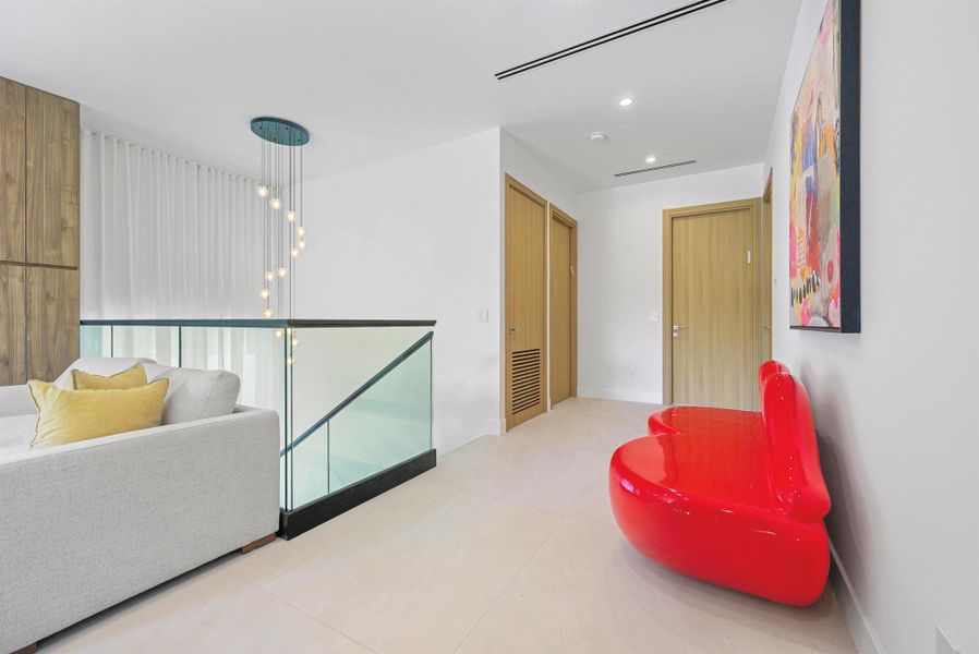 Furnished interior view inside a new home in , Fort Lauderdale (Image 49).