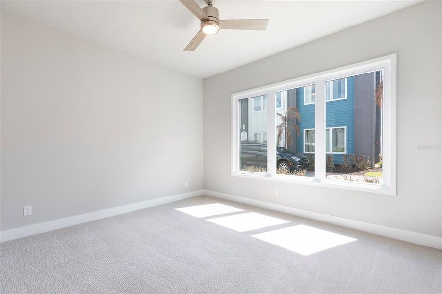 Spacious, unfurnished interior of a new home in , Reunion (Image 12).