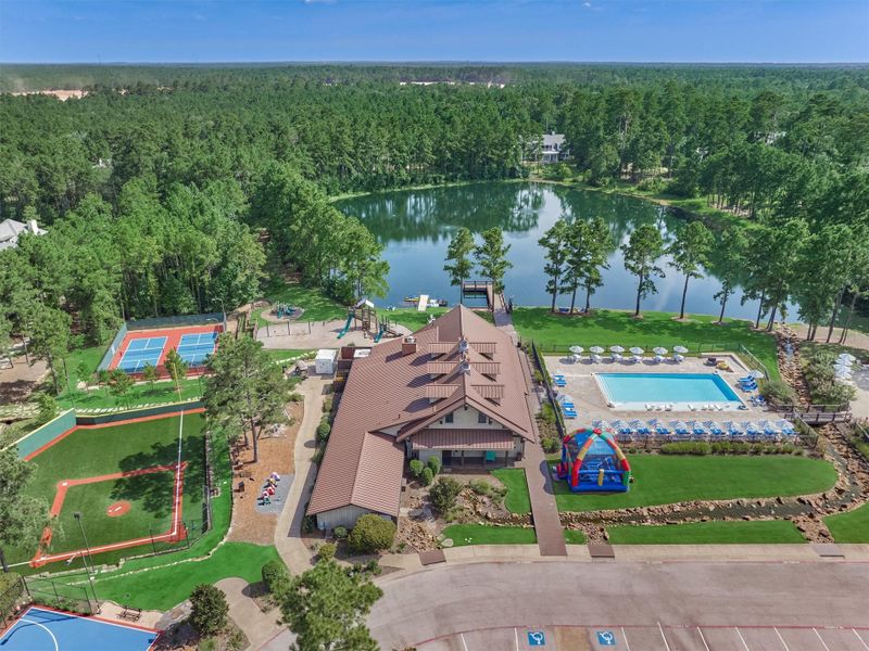 Community amenities in , Montgomery (Image 42).