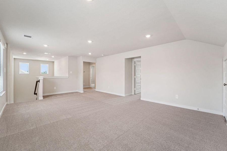 Spacious, unfurnished interior of a new home in Landing Meadows - Traditional Series, New Caney (Image 45). Spacious, unfurnished interior of a new home in Landing Meadows - Traditional Series, New Caney (Image 45).