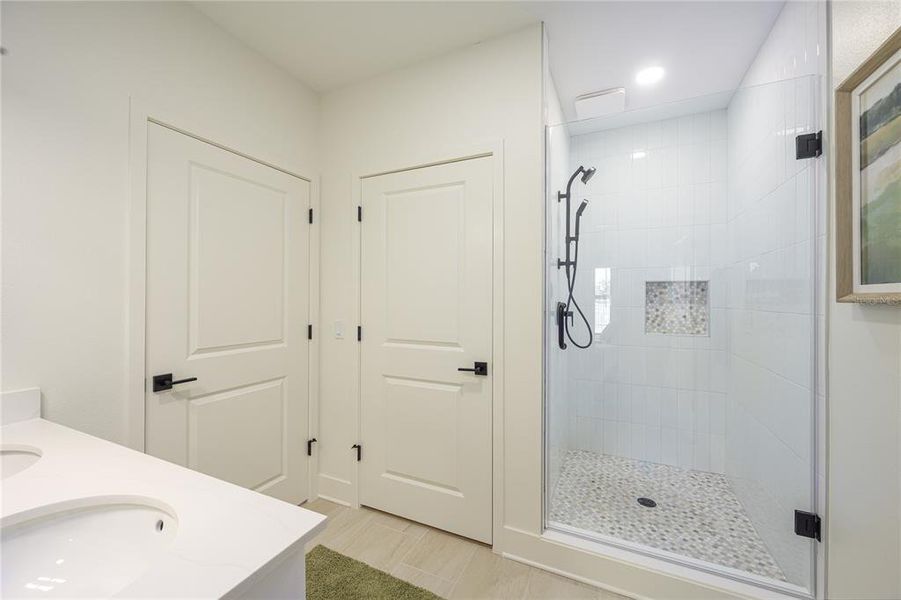 Furnished interior view inside a new home in , Ocala (Image 14).