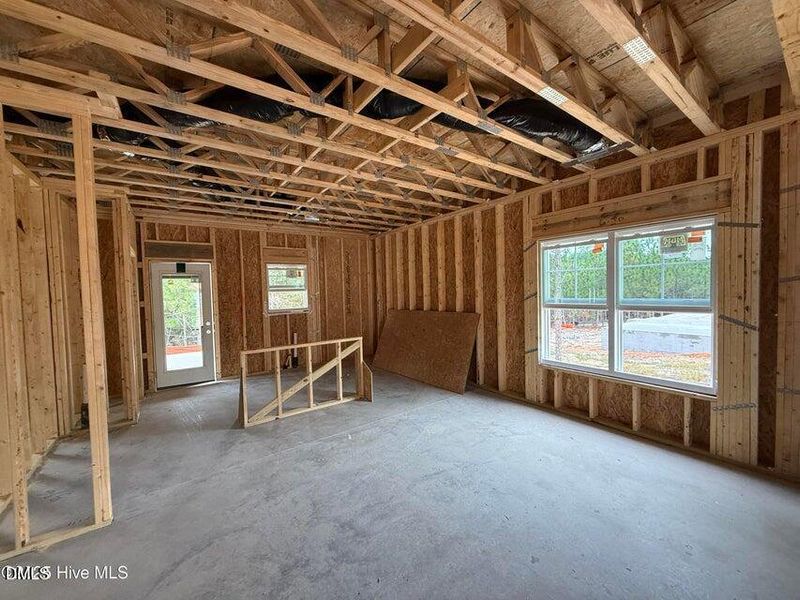 20250916160736255584000000-o 20250916160736255584000000-o