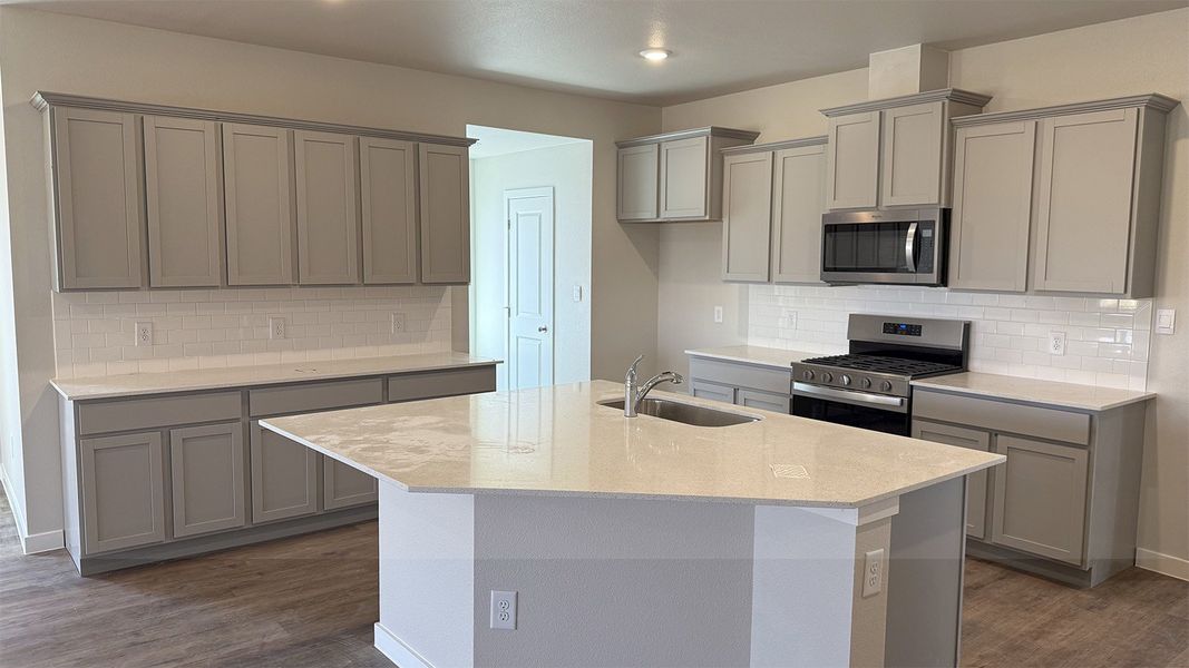 Furnished interior view inside a new home in London Towne, Corpus Christi (Image 5). Furnished interior view inside a new home in London Towne, Corpus Christi (Image 5).