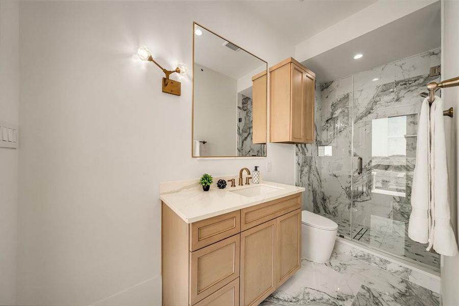 Furnished interior view inside a new home in , Gunter (Image 17). Furnished interior view inside a new home in , Gunter (Image 17).