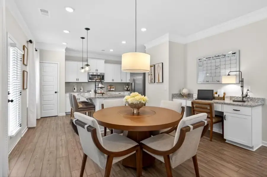 Furnished interior view inside a new home in Saddle Ridge, Calhoun (Image 16).