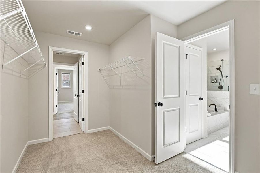 Spacious, unfurnished interior of a new home in The Paddocks at Doc Hughes, Buford (Image 48). Spacious, unfurnished interior of a new home in The Paddocks at Doc Hughes, Buford (Image 48).