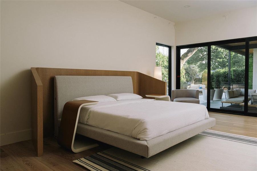 Furnished interior view inside a new home in , Dallas (Image 15).