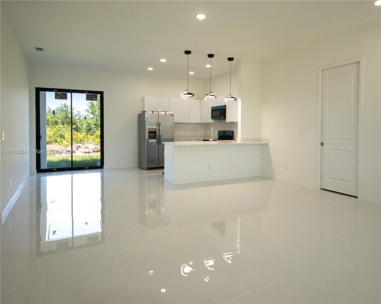 Furnished interior view inside a new home in , Lehigh Acres (Image 4).