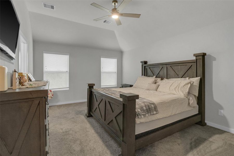 Furnished interior view inside a new home in Fairpark Village, Rosenberg (Image 19).