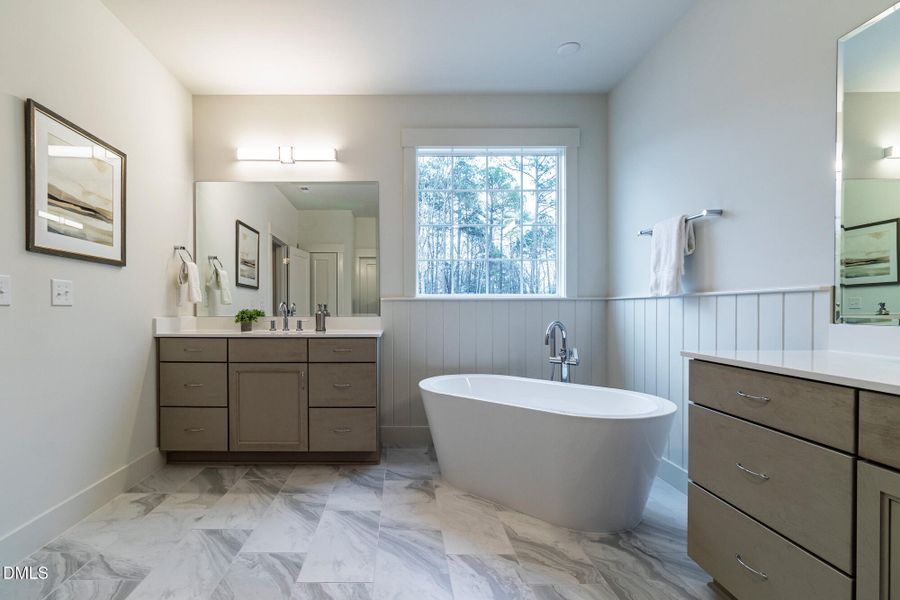 401_STABLE_VALLEY_INTERIOR_59