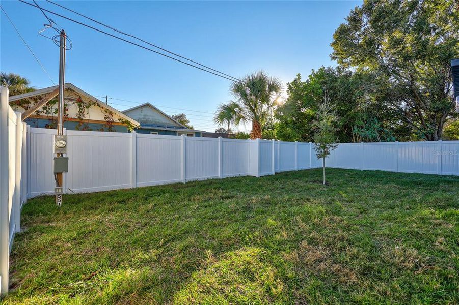 Exterior details and patio area of a home in , Gulfport (Image 4).