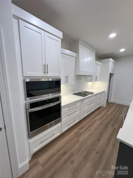 Furnished interior view inside a new home in , Hickory (Image 10).