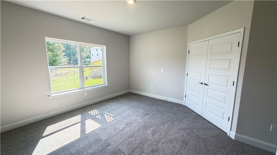 Spacious, unfurnished interior of a new home in Habersham Meadows, Demorest (Image 34).