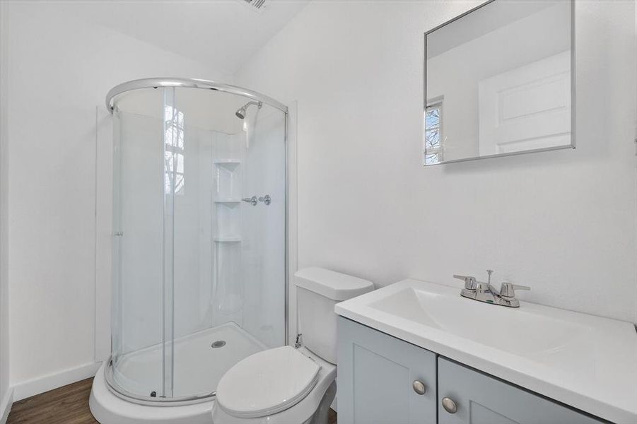 Furnished interior view inside a new home in , Dawson (Image 7).