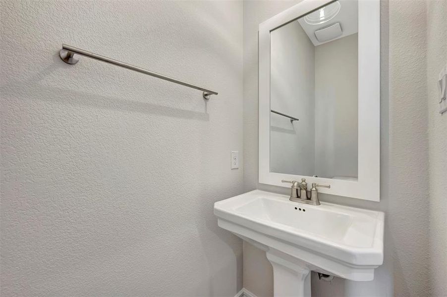 Close-up of interior finishes inside a home in Timberbrook, Justin (Image 15).