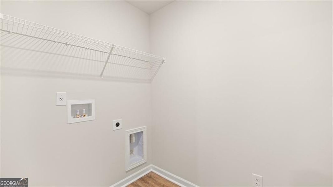 Spacious, unfurnished interior of a new home in Twin Lakes, Hoschton (Image 10).