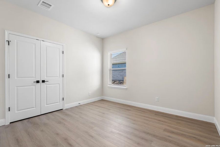 Spacious, unfurnished interior of a new home in Rayburn Valley, San Antonio (Image 23). Spacious, unfurnished interior of a new home in Rayburn Valley, San Antonio (Image 23).