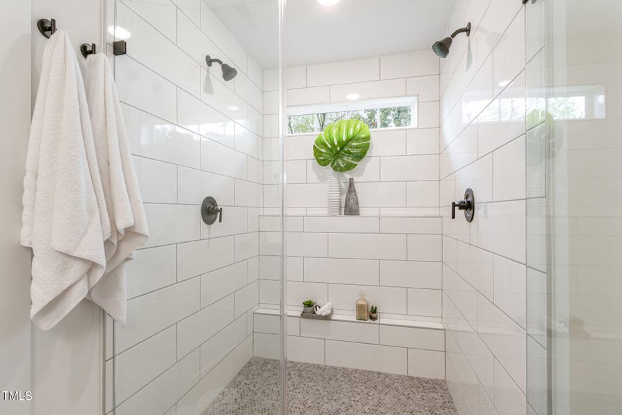 027_img_1830-edit_760