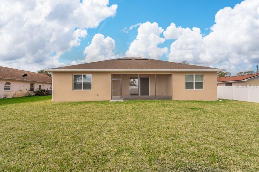 Exterior details and patio area of a home in , Palm Coast (Image 28).